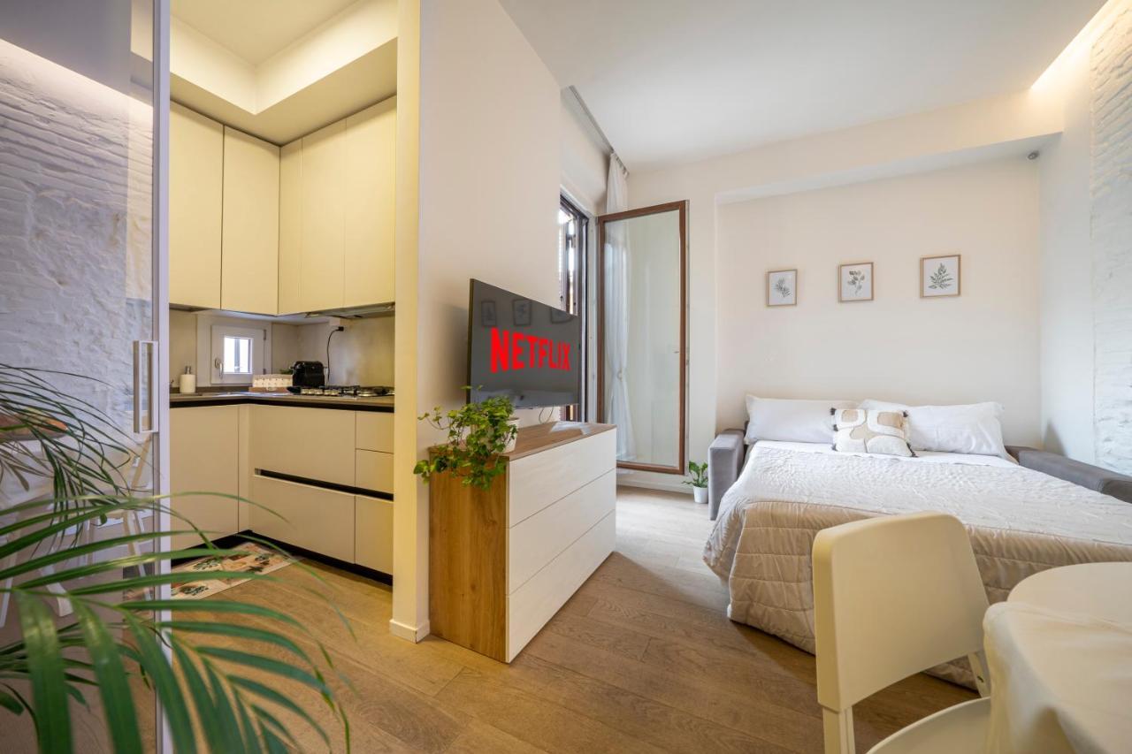 Piazza Maggiore-Luxury Apartment-Elegant Terrace Bologna Exterior photo