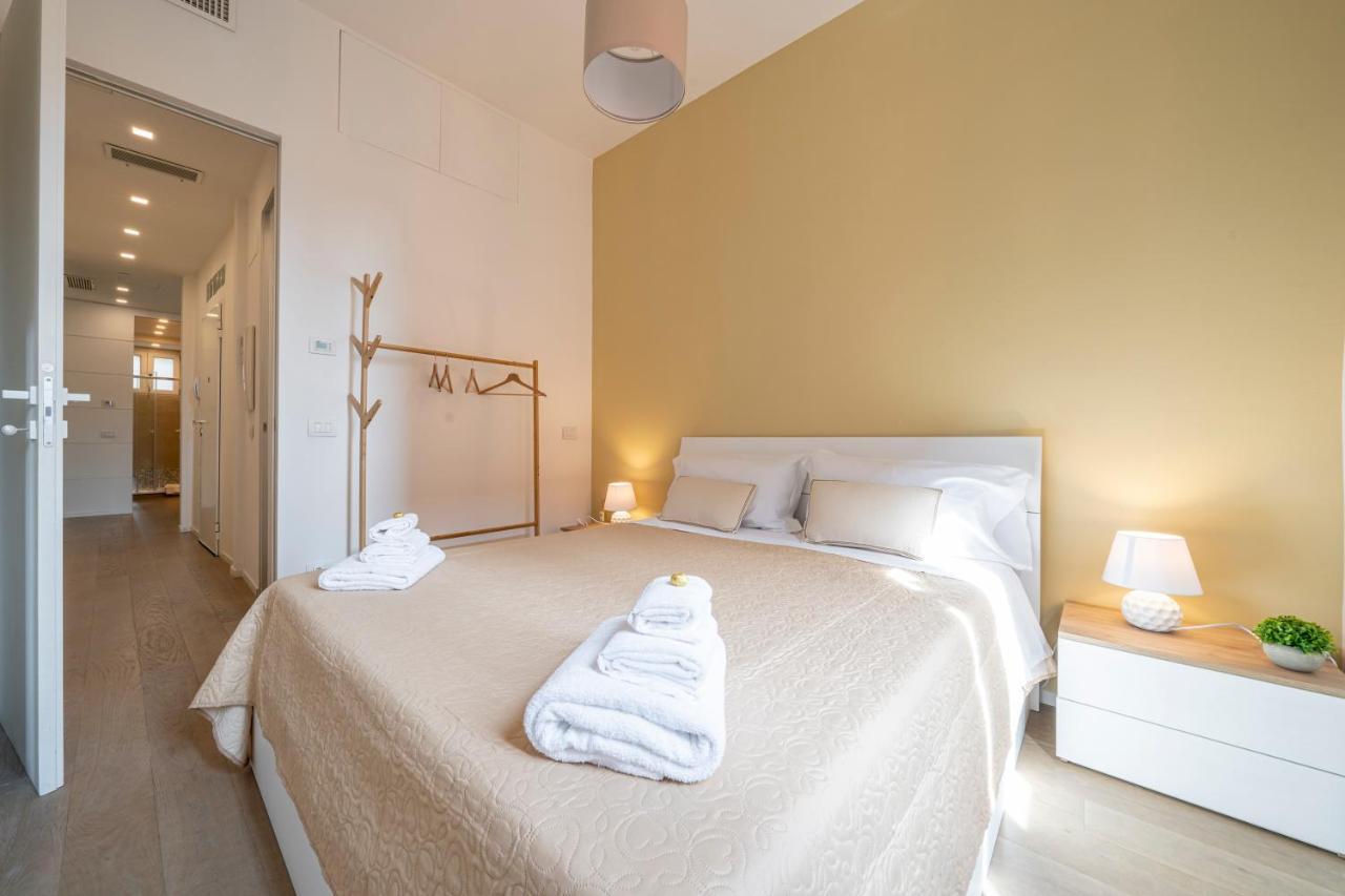 Piazza Maggiore-Luxury Apartment-Elegant Terrace Bologna Exterior photo